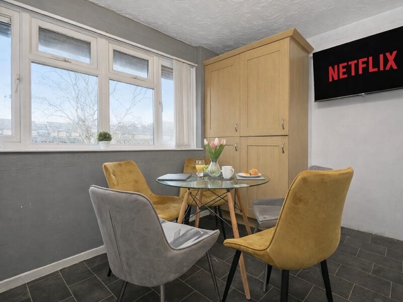 Dining area - Akutaw Estates